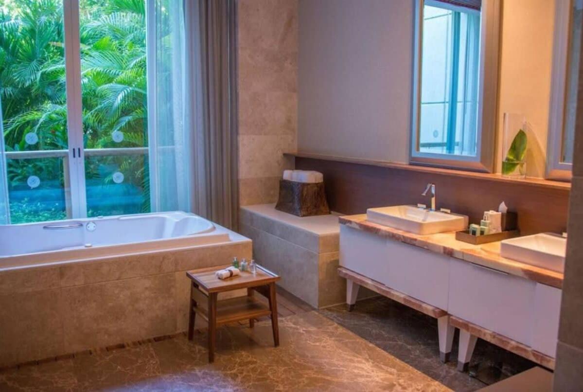 4Bd Grand Luxxe Riviera Maya Pool Resort プレヤデルカーメン エクステリア 写真